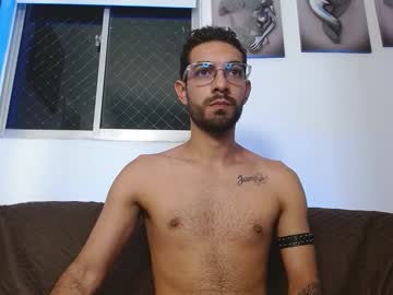 Reypablo1 Chaturbate stream image from October 30, 2025