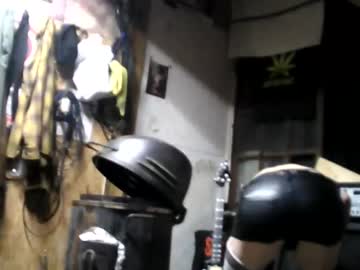 Poolboy4you Chaturbate stream image from October 30, 2025