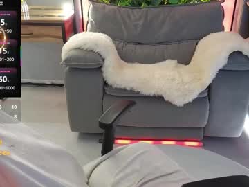 Smilym Chaturbate stream image from October 30, 2025