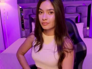 Bella_Clark2 Chaturbate stream image from October 30, 2025