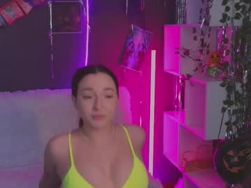 Mencialo Chaturbate stream image from October 30, 2025