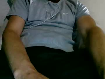 Chivakneeval Chaturbate stream image from October 30, 2025