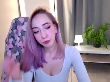 Honeyhug Chaturbate stream image from October 30, 2025