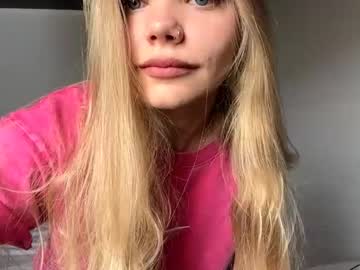 Argeliaboivin Chaturbate stream image from October 30, 2025