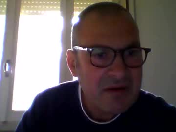 Zino9372 Chaturbate stream image from October 30, 2025