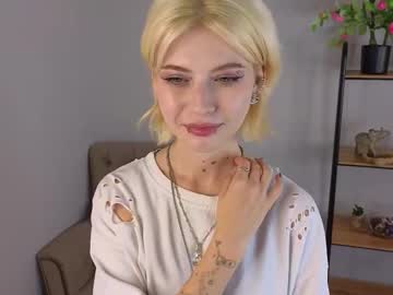 Joan_Lipse Chaturbate stream image from October 30, 2025