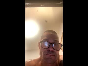 Stronghandz4u Chaturbate stream image from October 30, 2025