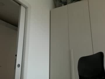 Hhombre Chaturbate stream image from October 30, 2025