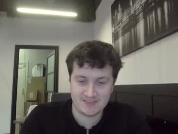 Beanontoast Chaturbate stream image from October 30, 2025