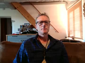 Jamesperry38r Chaturbate stream image from October 30, 2025
