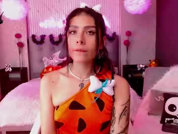 Milla_Davis Chaturbate stream image from October 30, 2025