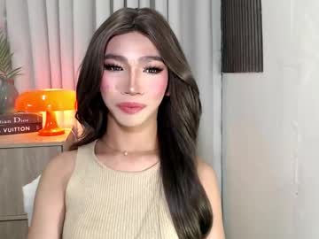 Ravennax Chaturbate stream image from October 30, 2025