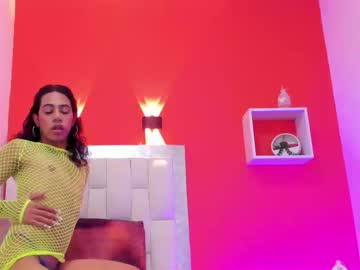 Valeria_Montesio Chaturbate stream image from October 30, 2025