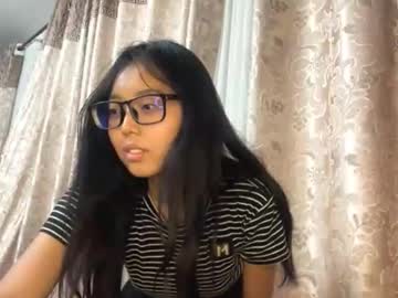 Dennyglausier Chaturbate stream image from October 30, 2025