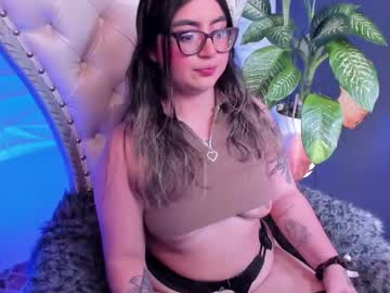 Appril_Foxx Chaturbate stream image from October 30, 2025