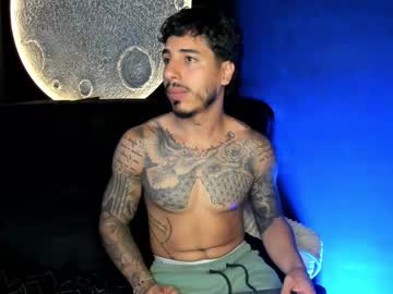 Jakee_Brown Chaturbate stream image from October 30, 2025