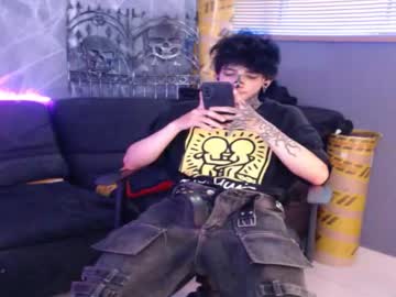 Kenny__Hot Chaturbate stream image from October 30, 2025