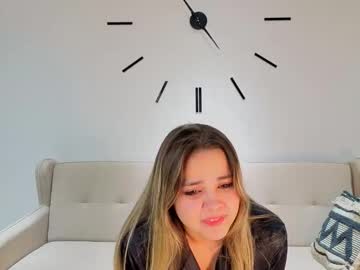 Molliedeases Chaturbate stream image from October 30, 2025