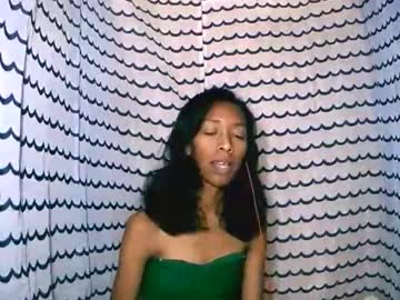 Oliviah27 Chaturbate stream image from October 30, 2025
