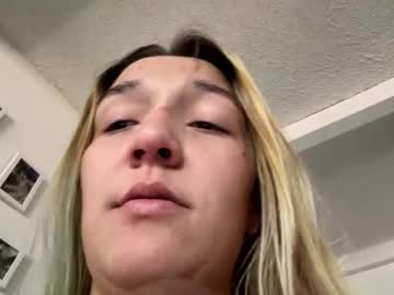 Sluttyyungmilf Chaturbate stream image from October 30, 2025