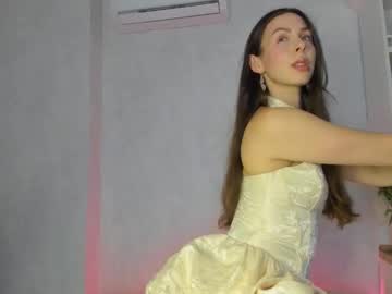 Taraeastern Chaturbate stream image from October 30, 2025