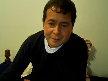 Felipebb40 Chaturbate stream image from October 30, 2025