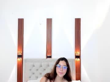 Milliebabe Chaturbate stream image from October 30, 2025