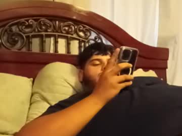 Betorsido2 Chaturbate stream image from October 30, 2025