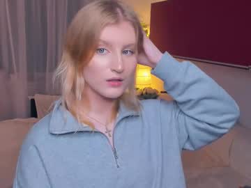 Shantiyagin Chaturbate stream image from October 30, 2025