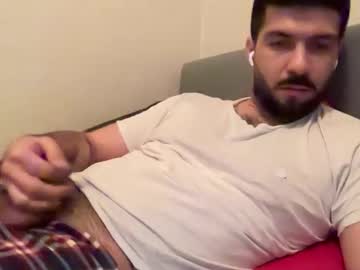 Augustload Chaturbate stream image from October 31, 2025