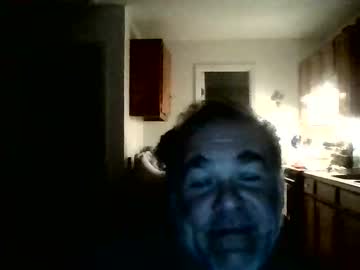 Whiteboyguidx Chaturbate stream image from October 31, 2025