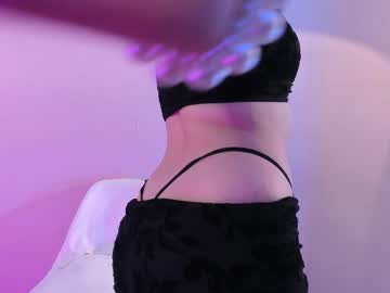 Abbyhall__ Chaturbate stream image from October 31, 2025