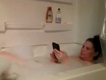 Jennibean6996 Chaturbate stream image from October 31, 2025