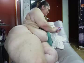 Kristenhill1 Chaturbate stream image from October 31, 2025