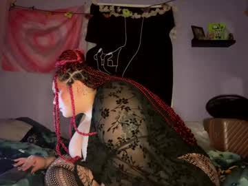 Peachybunnixxx Chaturbate stream image from October 31, 2025