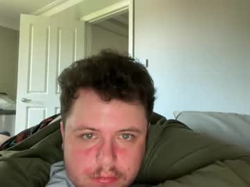 Bisexualchubbyboy Chaturbate stream image from October 31, 2025