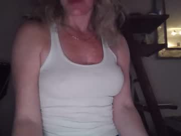 Blizzardmissy Chaturbate stream image from October 31, 2025