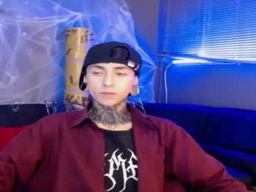 Kuregari_Xs Chaturbate stream image from October 31, 2025