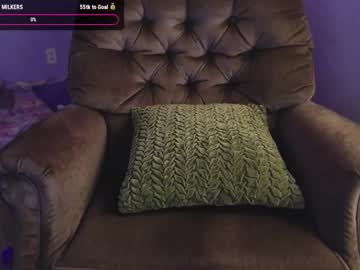 Love_You_Julia Chaturbate stream image from October 31, 2025