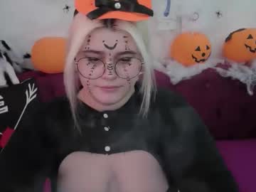 Ambermonro Chaturbate stream image from October 31, 2025