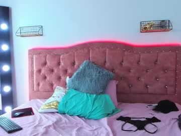 Nati_Plus20 Chaturbate stream image from October 31, 2025