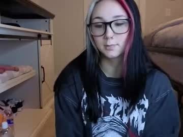 Iveyjade33 Chaturbate stream image from October 31, 2025