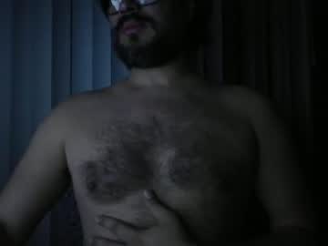 Vesturelove Chaturbate stream image from October 31, 2025