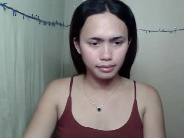Sexy_Ellaxx69 Chaturbate stream image from October 31, 2025