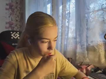 Charleneschonert Chaturbate stream image from October 31, 2025