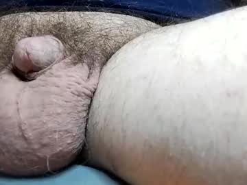 Justrayin Chaturbate stream image from October 31, 2025