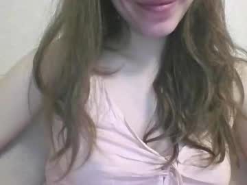 Strawberry_Soul Chaturbate stream image from October 31, 2025