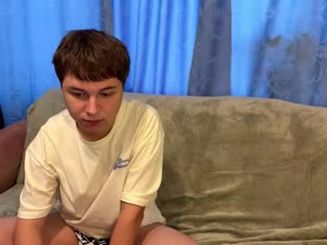 365party Chaturbate stream image from October 31, 2025