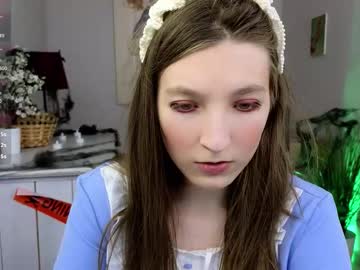 Marthalune Chaturbate stream image from October 31, 2025
