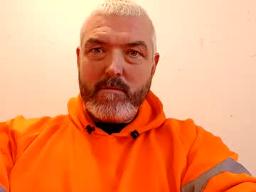 Shynessy Chaturbate stream image from October 31, 2025